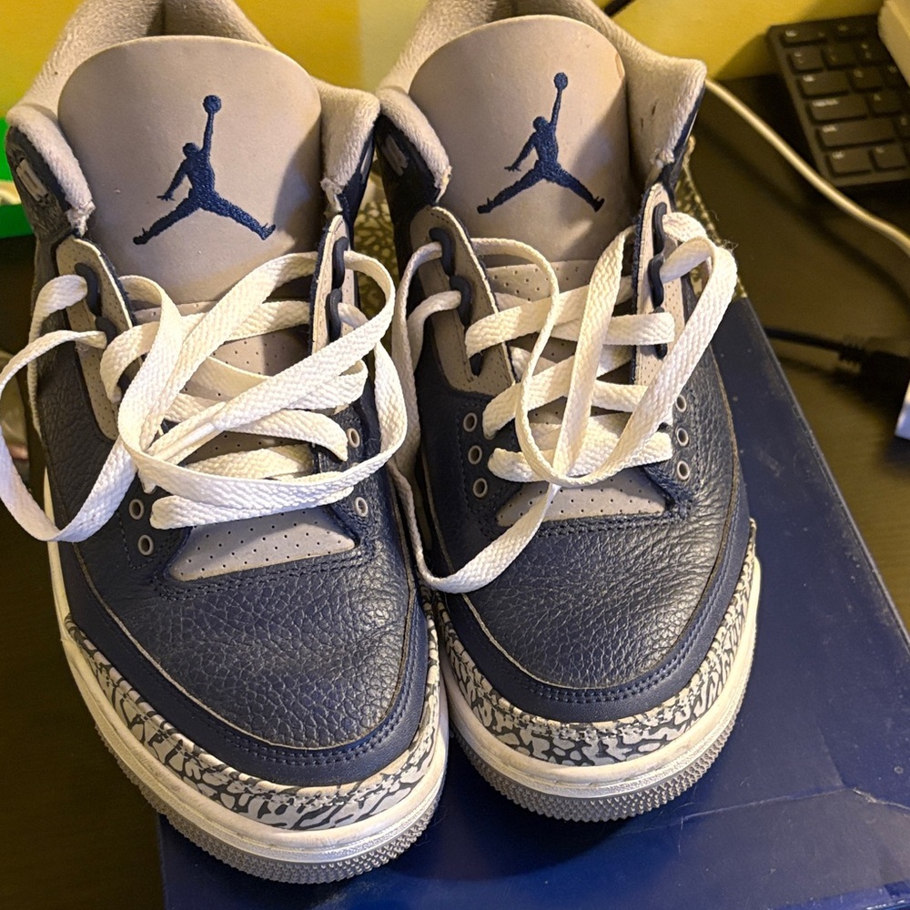 Jordan Athletic Shoes Blue and White